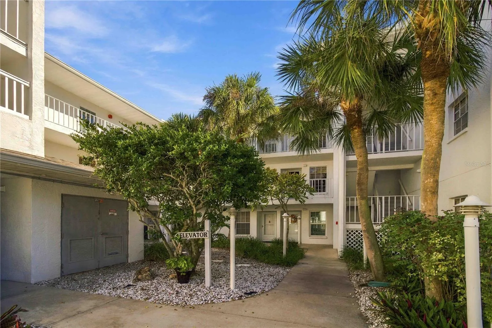 6304 POINTE WEST BLVD #309 #309