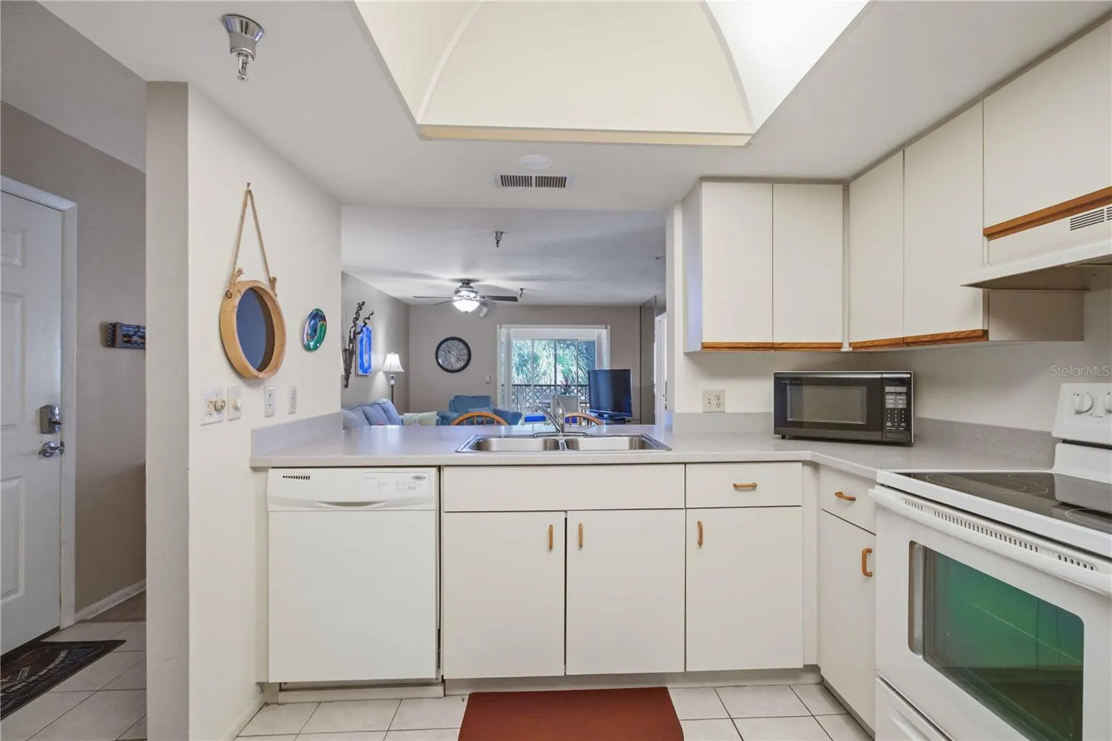 6304 POINTE WEST BLVD #309 #309
