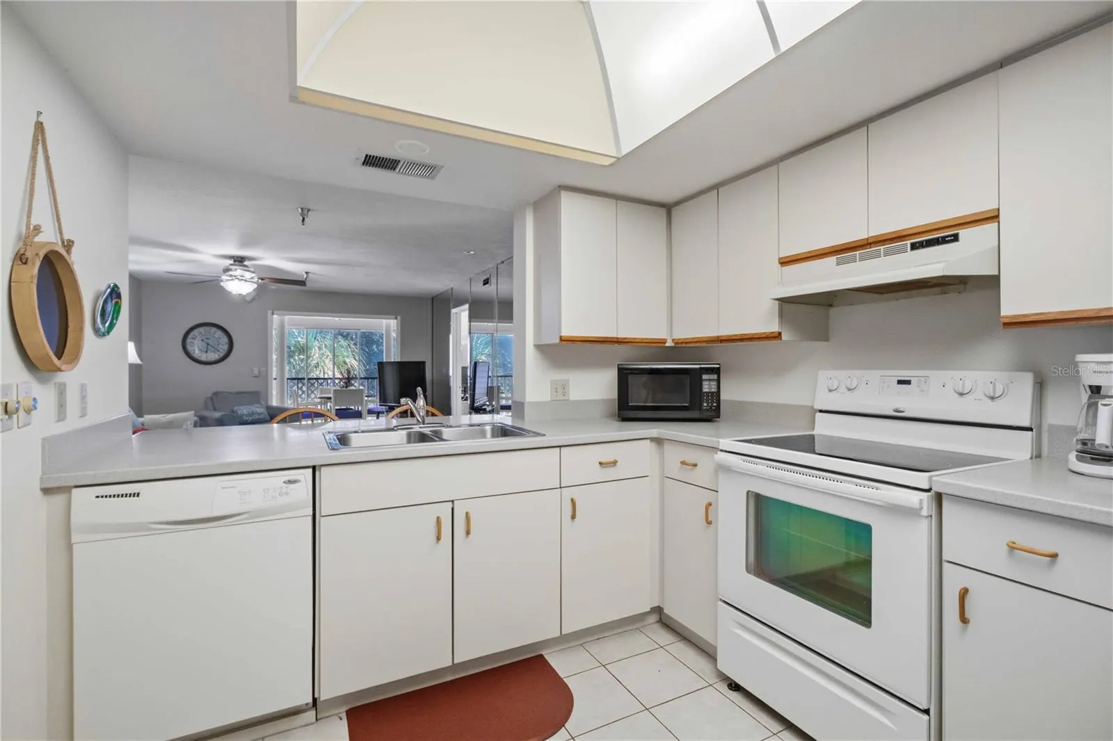 6304 POINTE WEST BLVD #309 #309