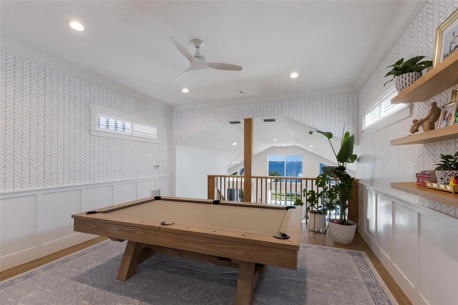 1519 RIVERVIEW LN