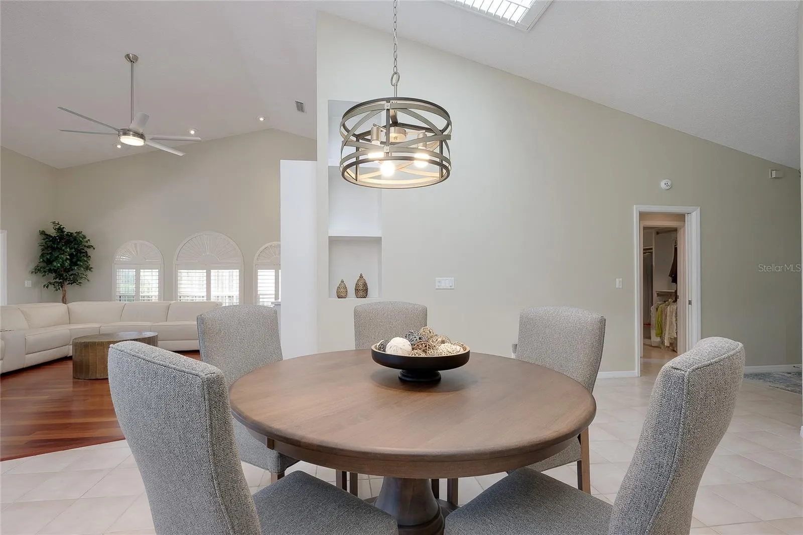 4356 CAMINO MADERA