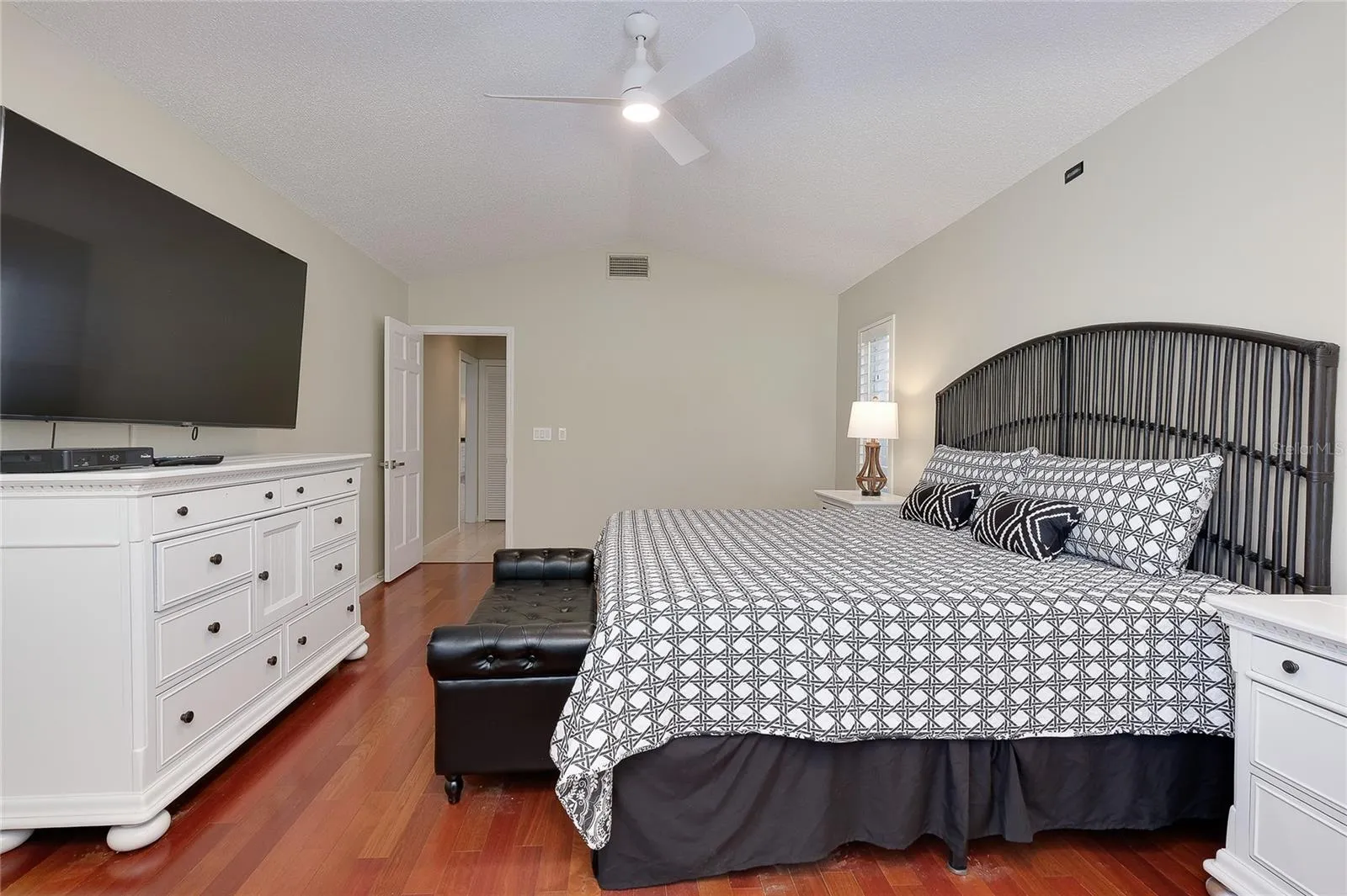 4356 CAMINO MADERA