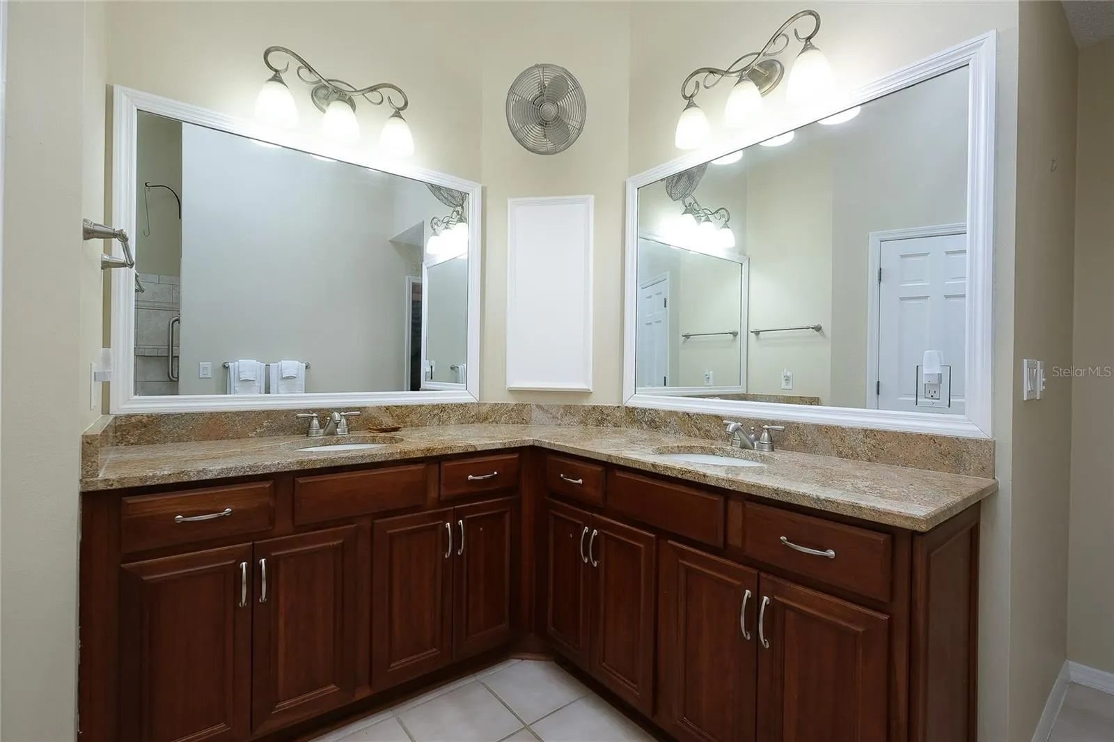 4356 CAMINO MADERA