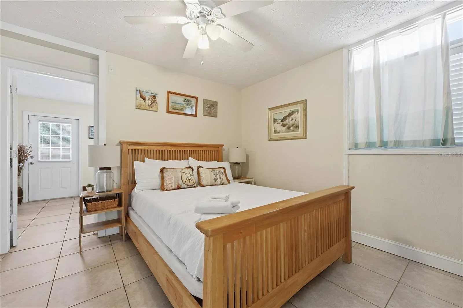 137 SUNWAY AVE