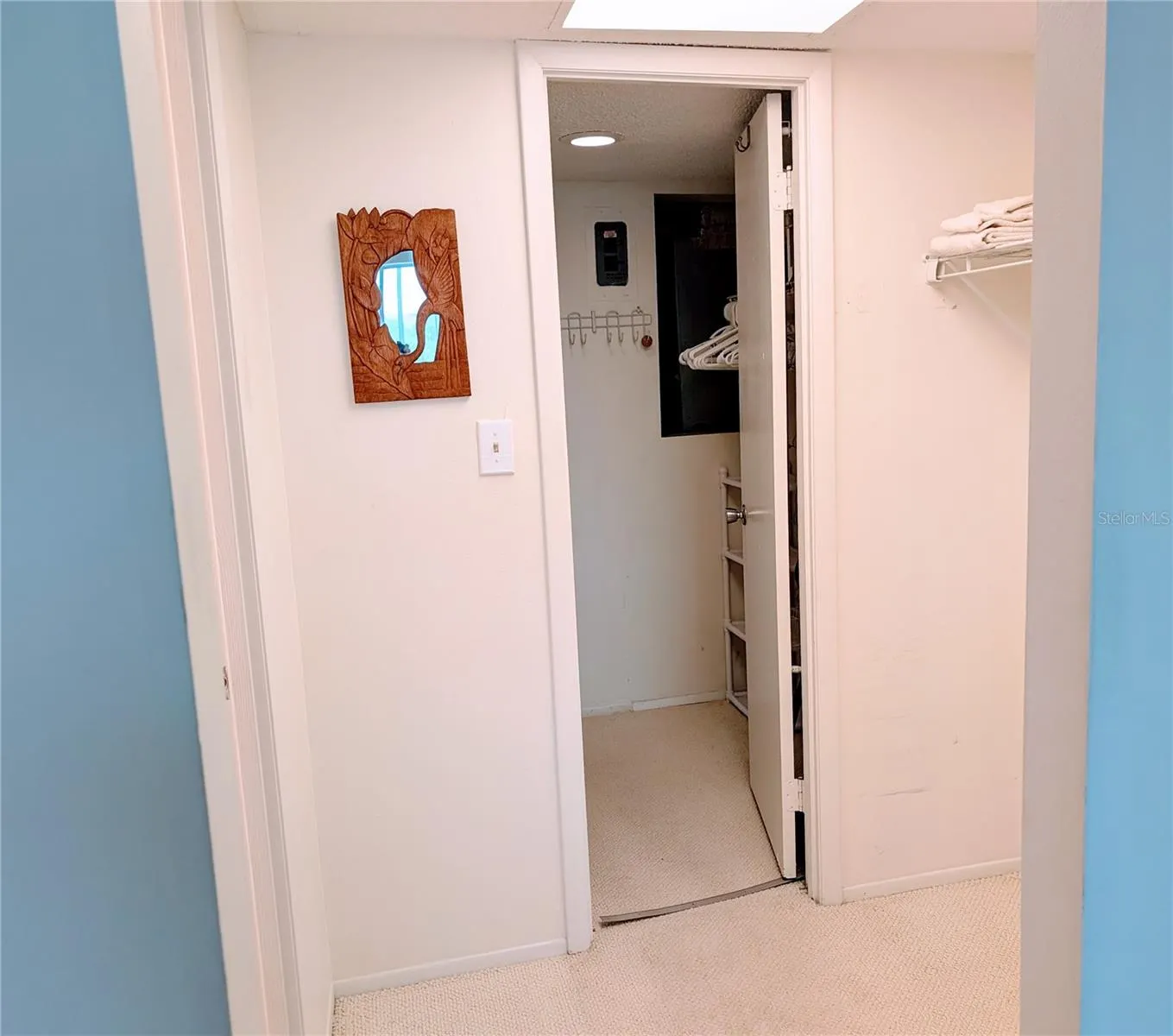 3779 LAKE BAYSHORE DR #H-402 #H-402