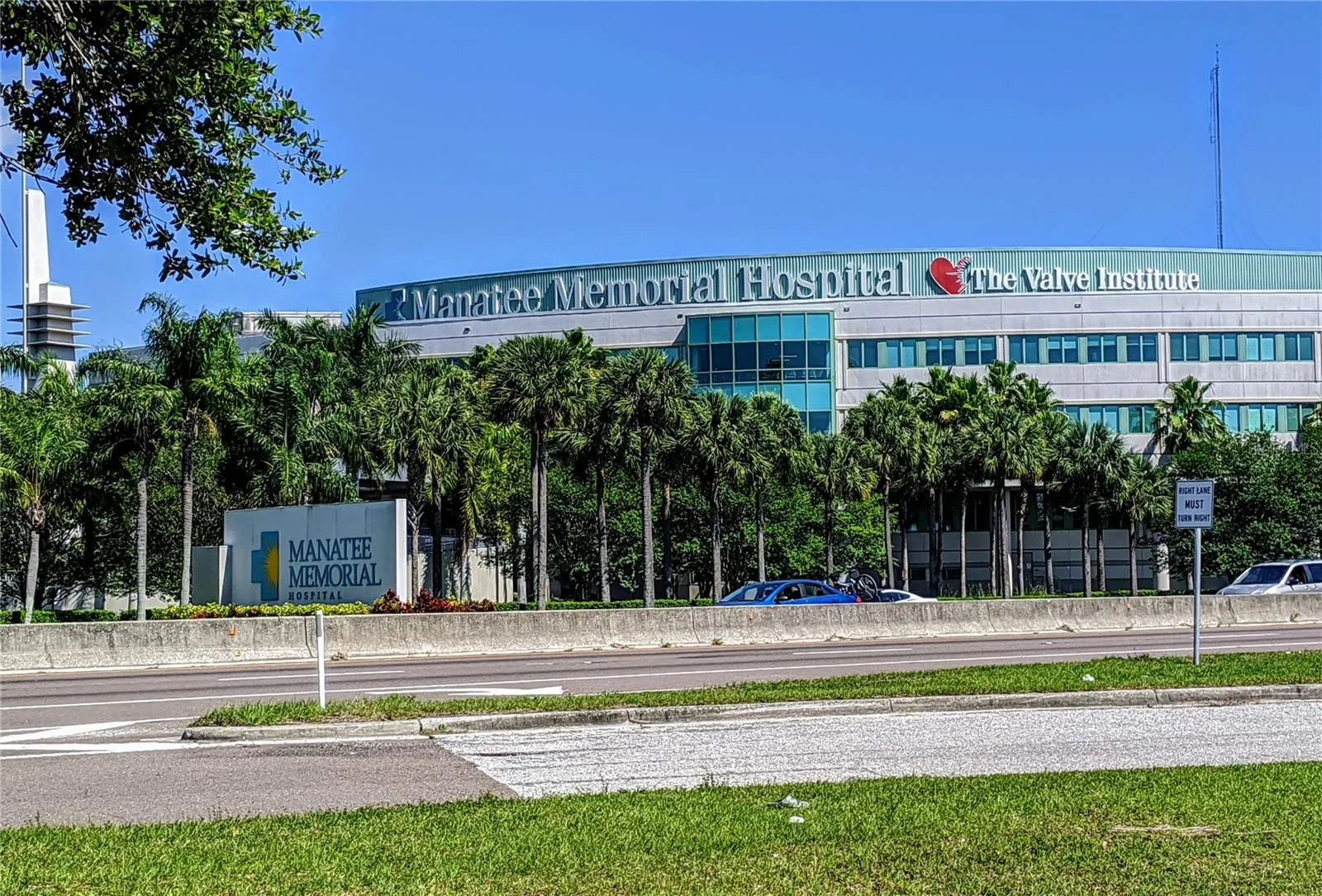 3779 LAKE BAYSHORE DR #H-402 #H-402
