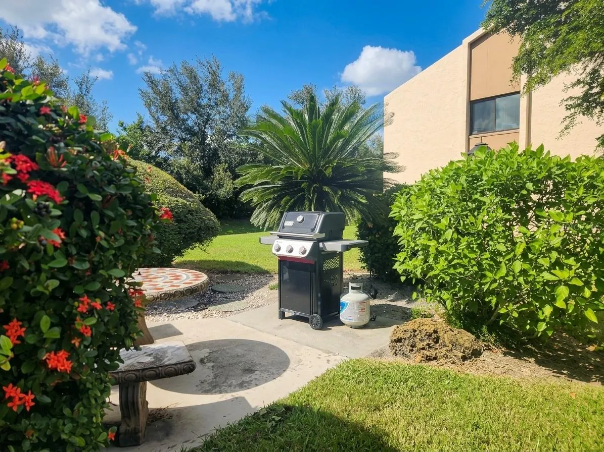 2688 CLUBHOUSE DR #201 #201