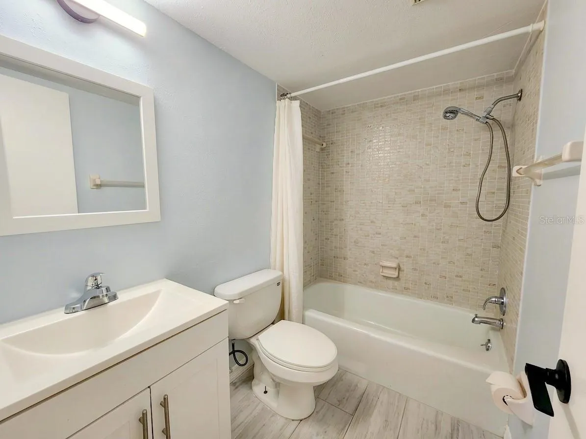 2688 CLUBHOUSE DR #201 #201