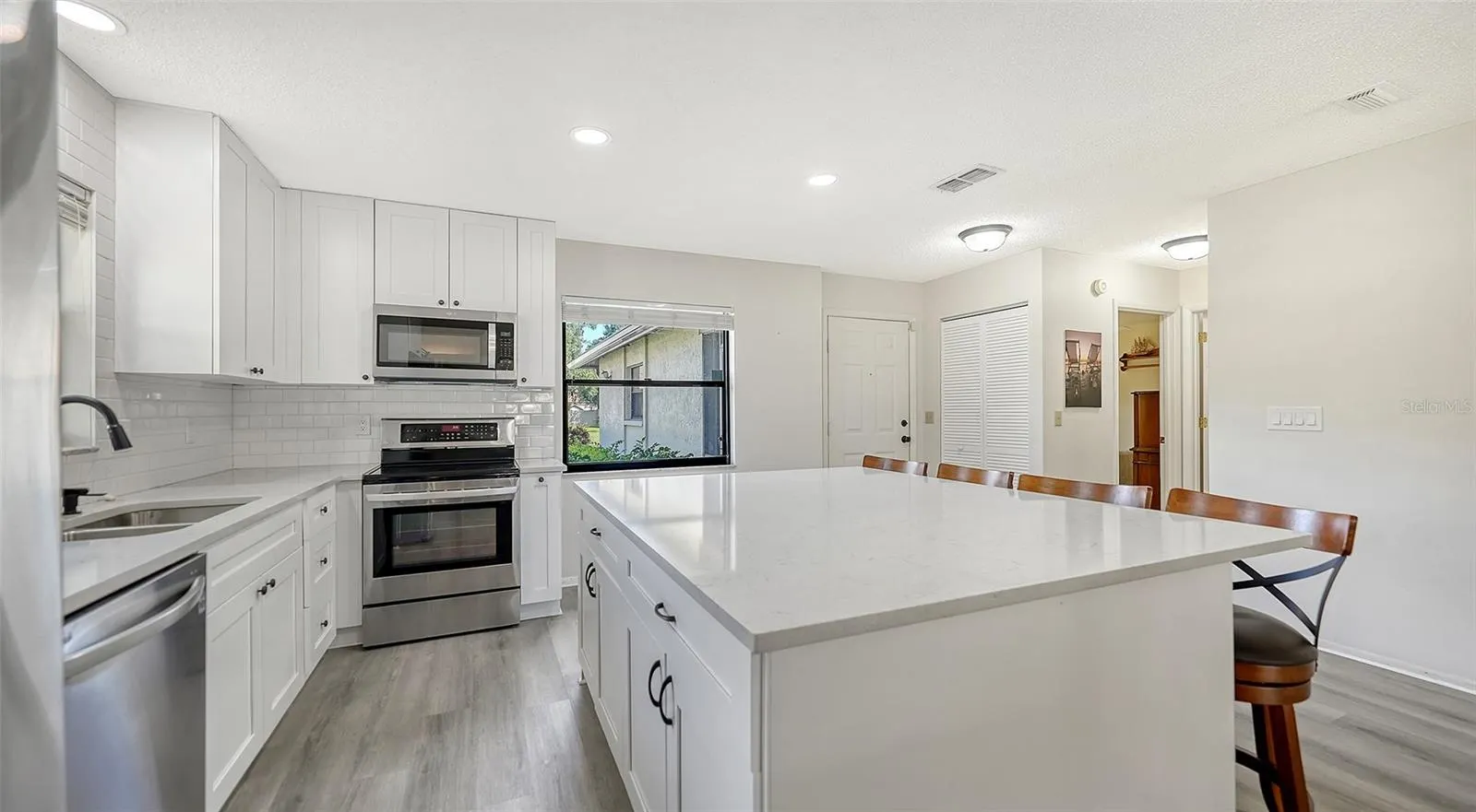 510 OAK HILL CIR #9 #9