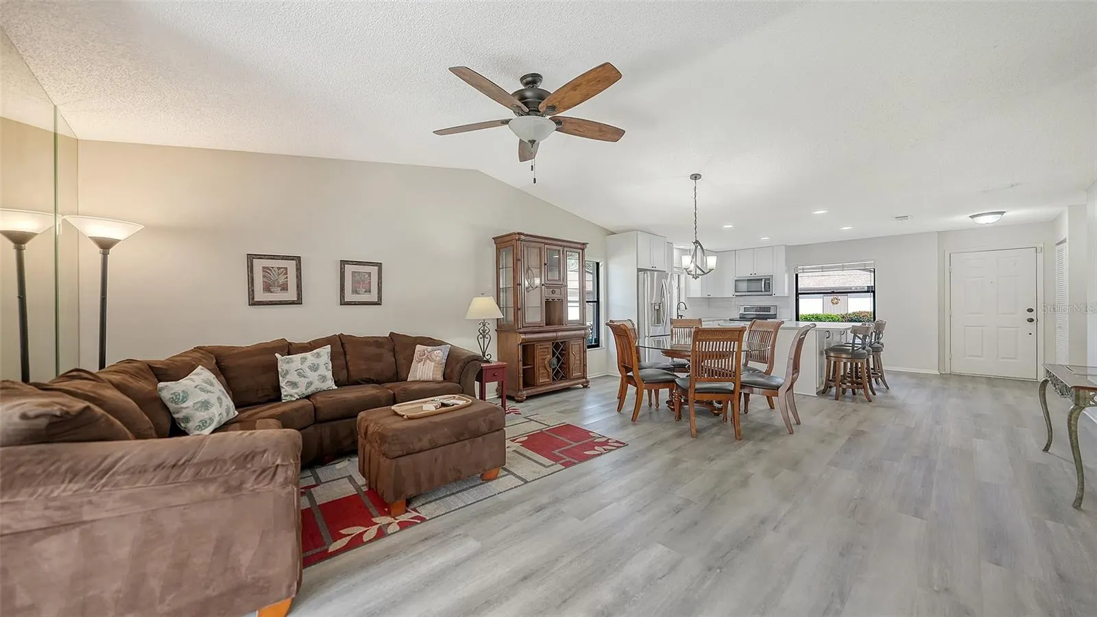 510 OAK HILL CIR #9 #9
