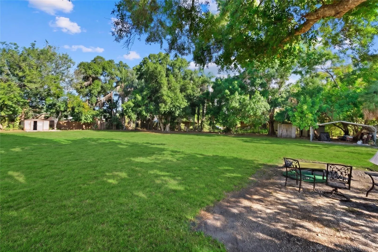 4842 + LOT 8 & 9 NUTMEG AVE