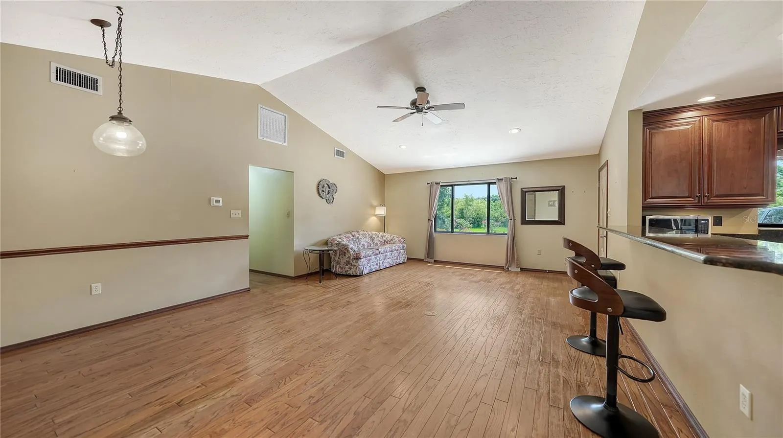 4842 + LOT 8 & 9 NUTMEG AVE