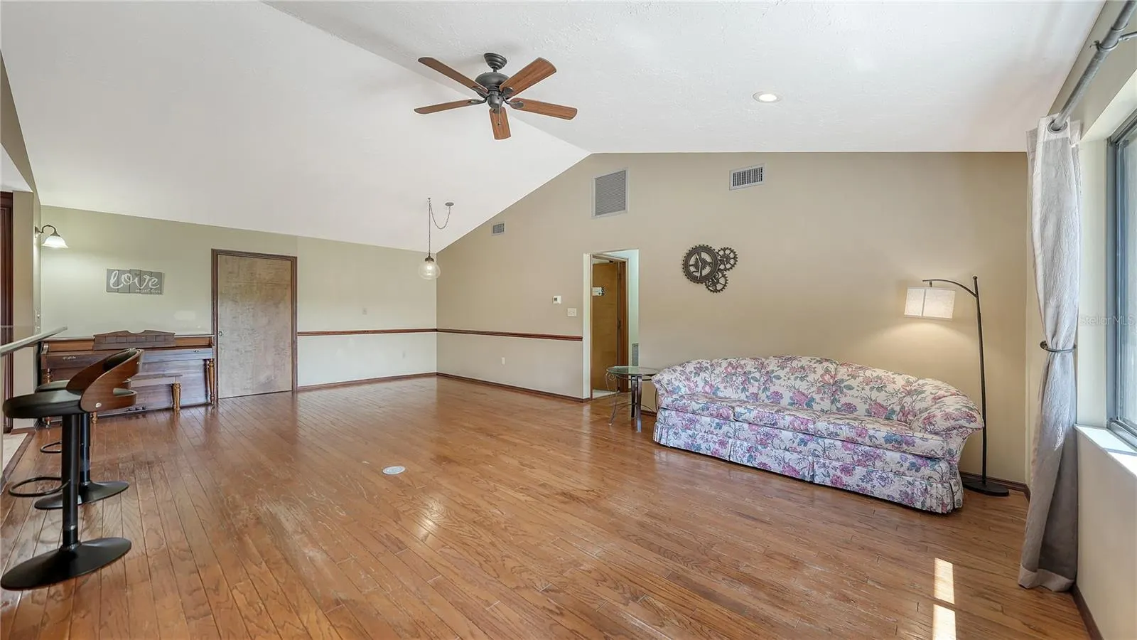 4842 + LOT 8 & 9 NUTMEG AVE