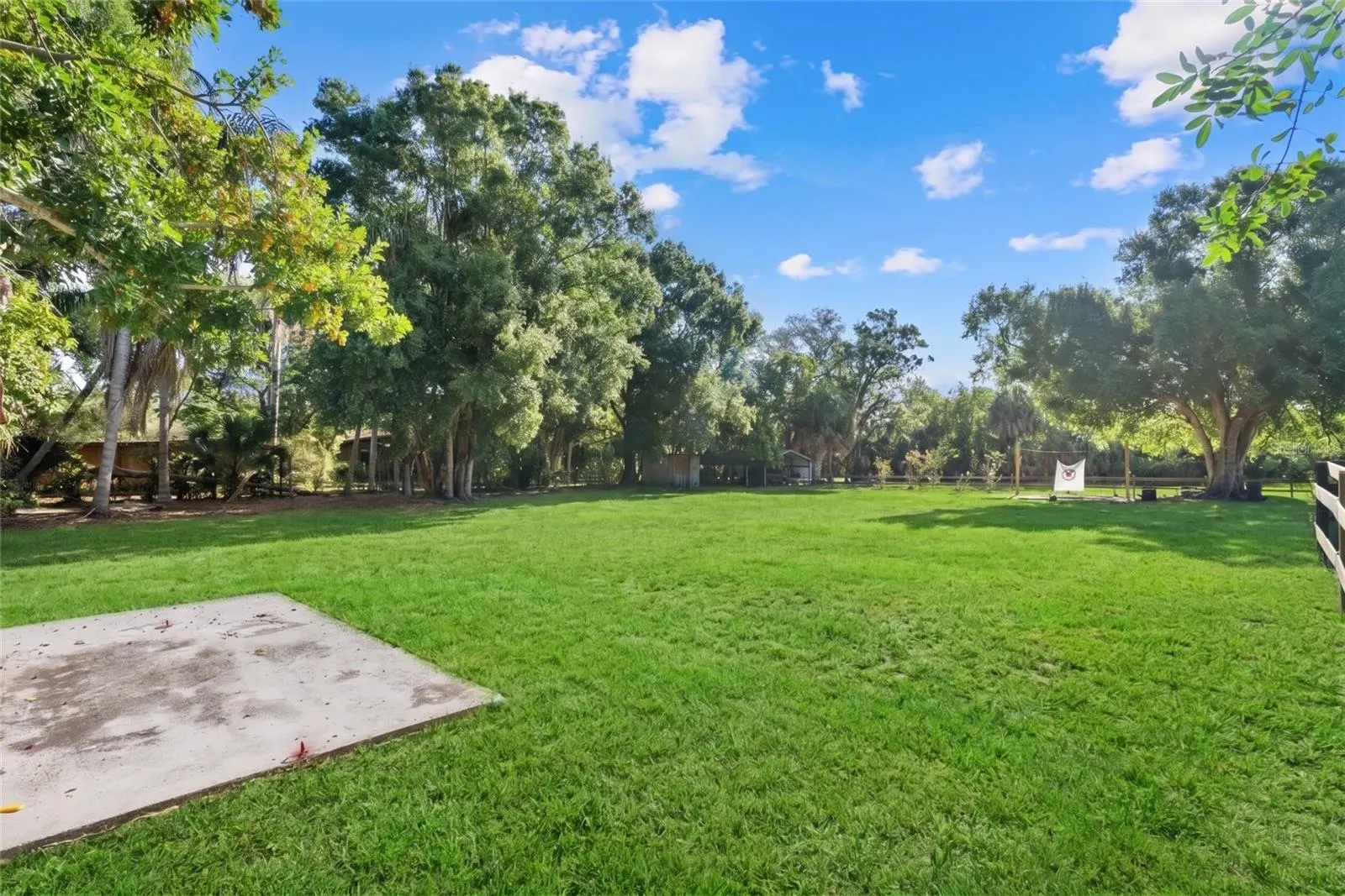 4842 + LOT 8 & 9 NUTMEG AVE