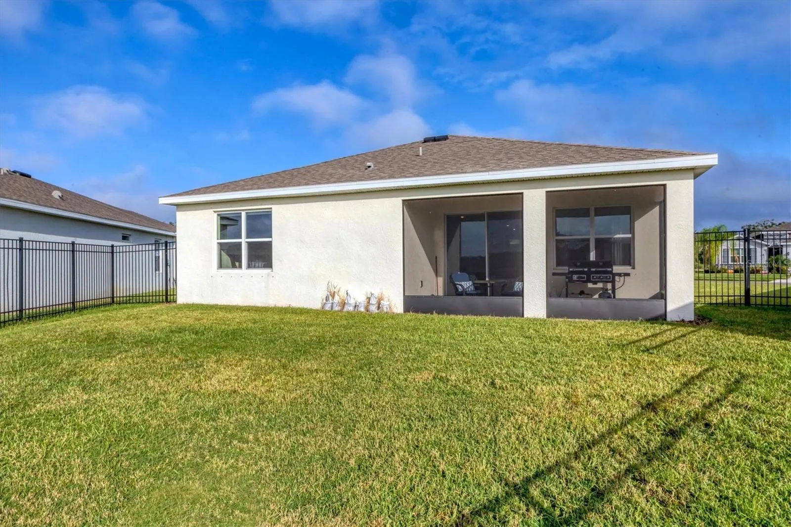 5733 SILVER PALM BLVD