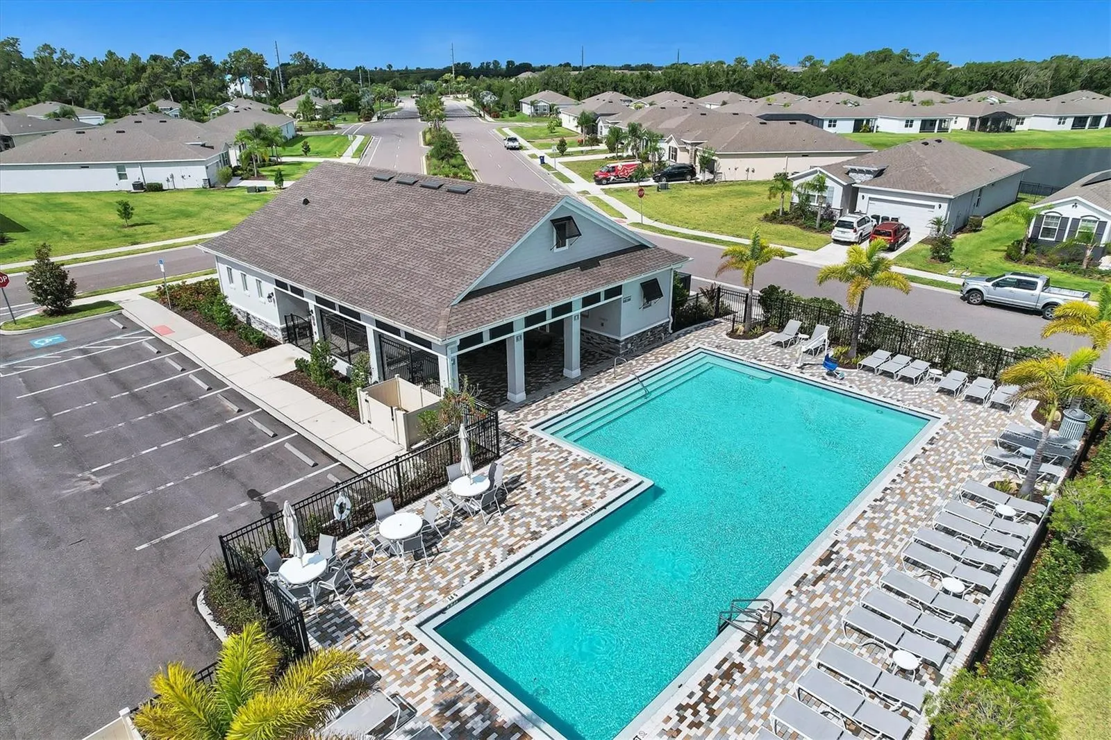 5733 SILVER PALM BLVD