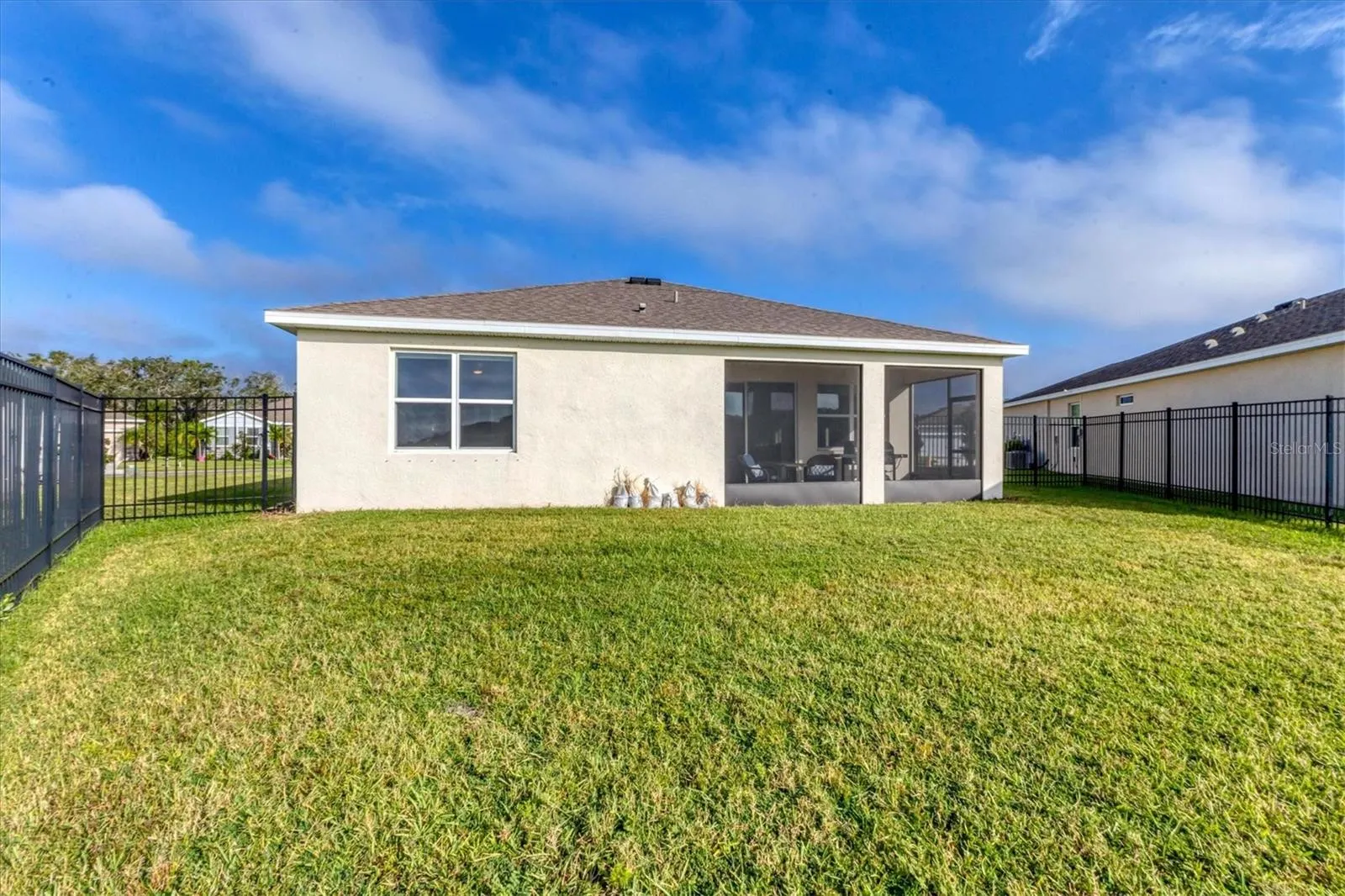 5733 SILVER PALM BLVD