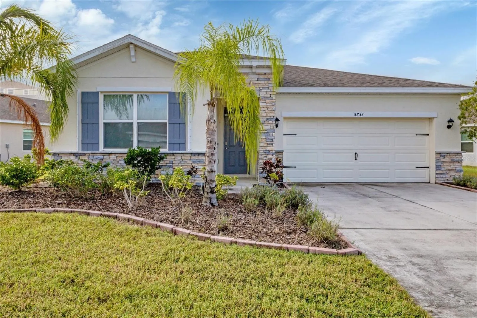 5733 SILVER PALM BLVD