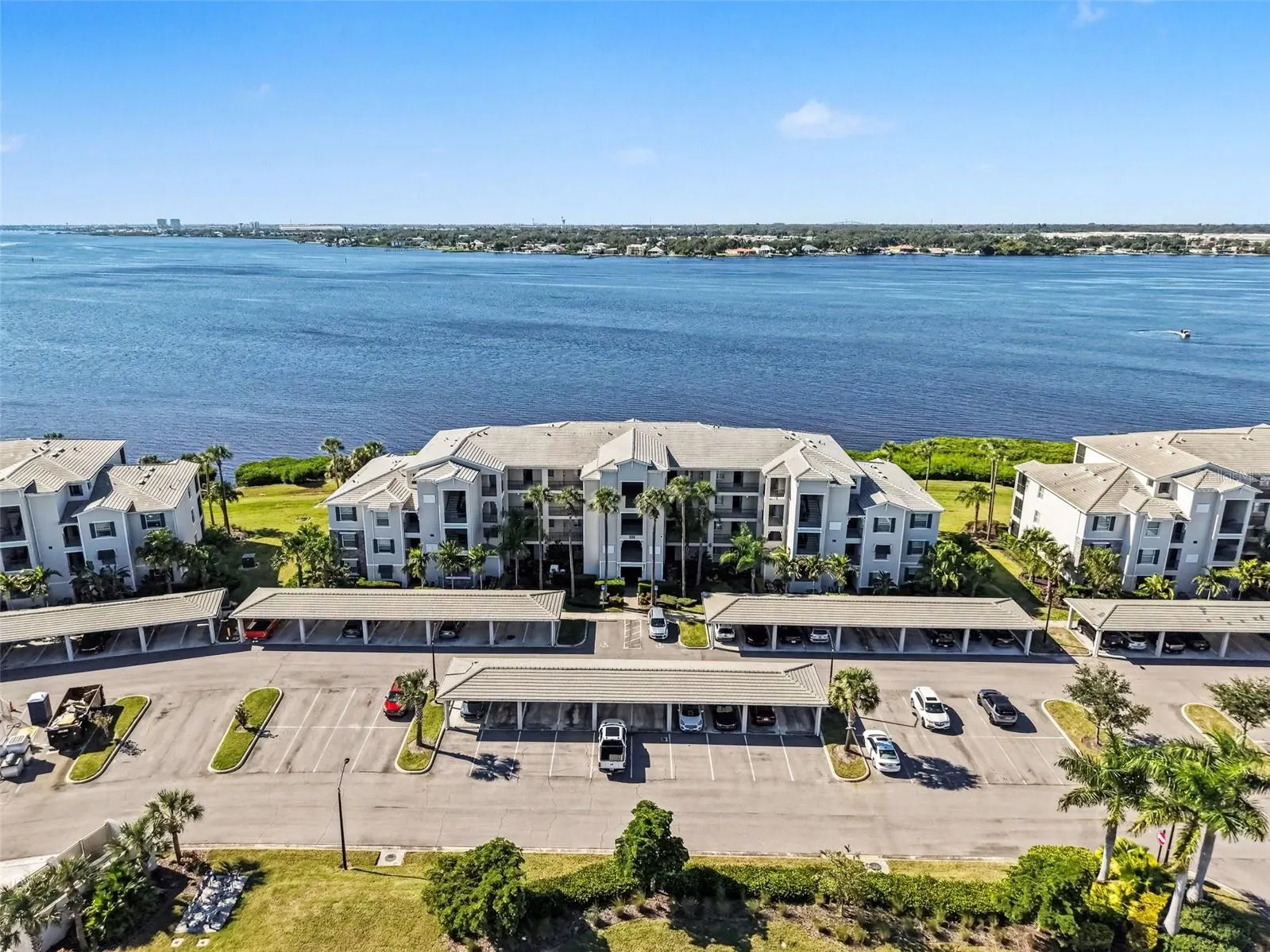 1010 TIDEWATER SHORES LOOP #304 #304
