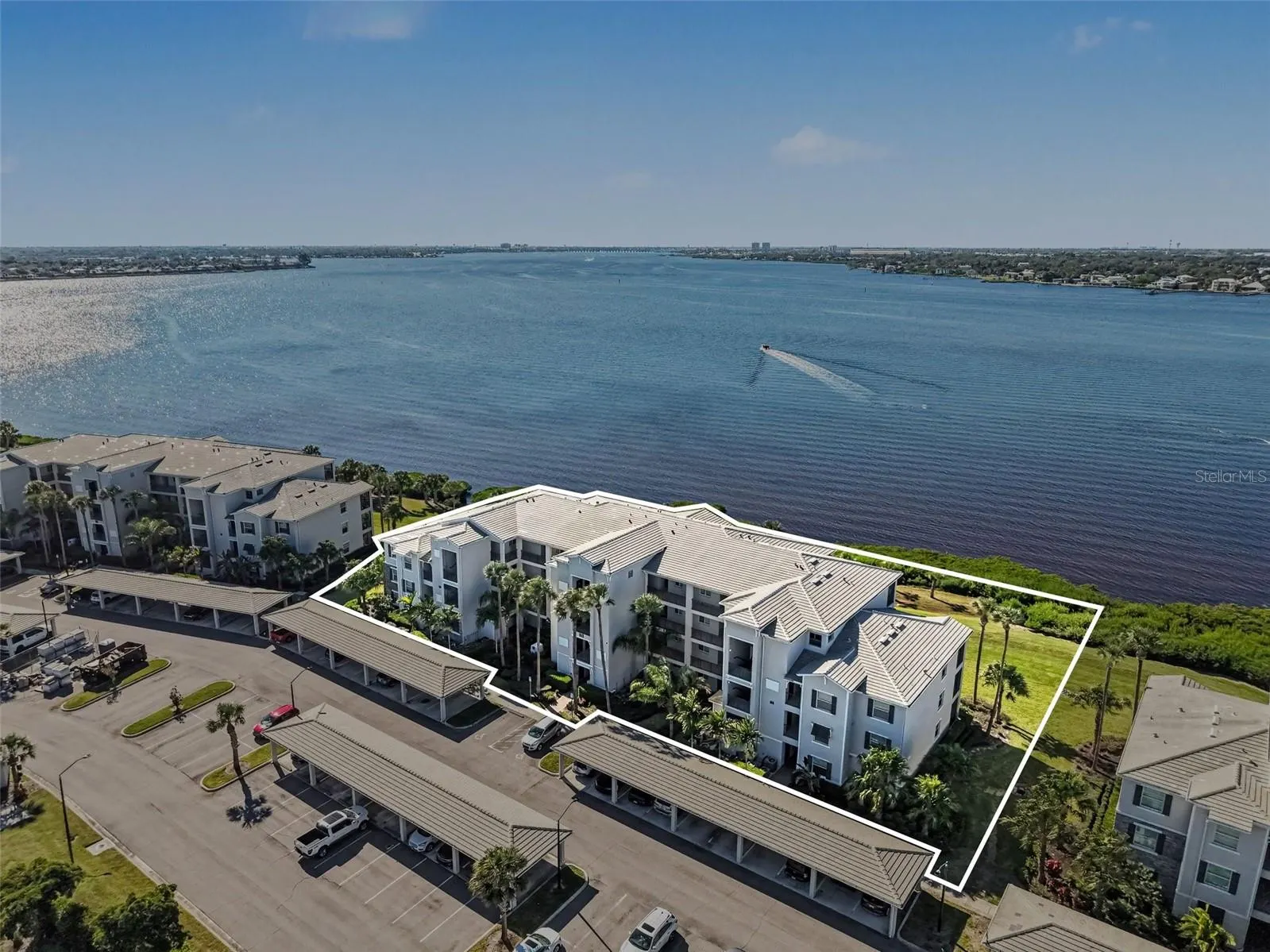 1010 TIDEWATER SHORES LOOP #304 #304