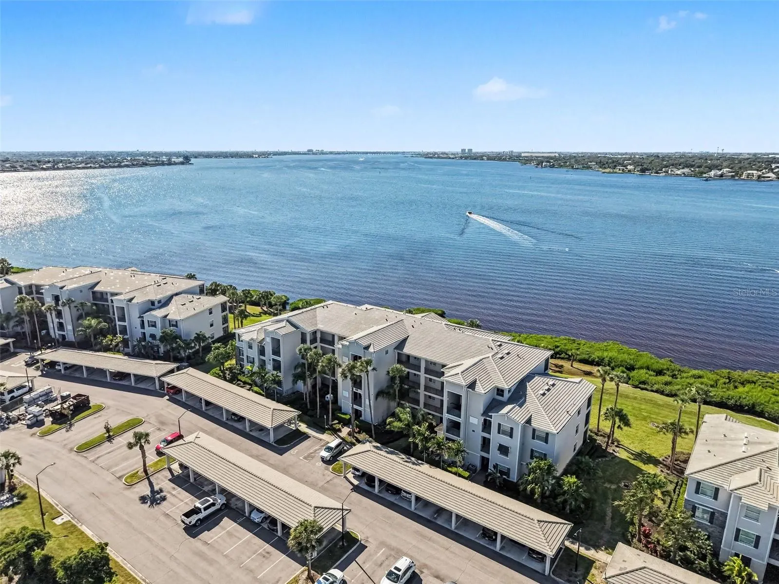 1010 TIDEWATER SHORES LOOP #304 #304