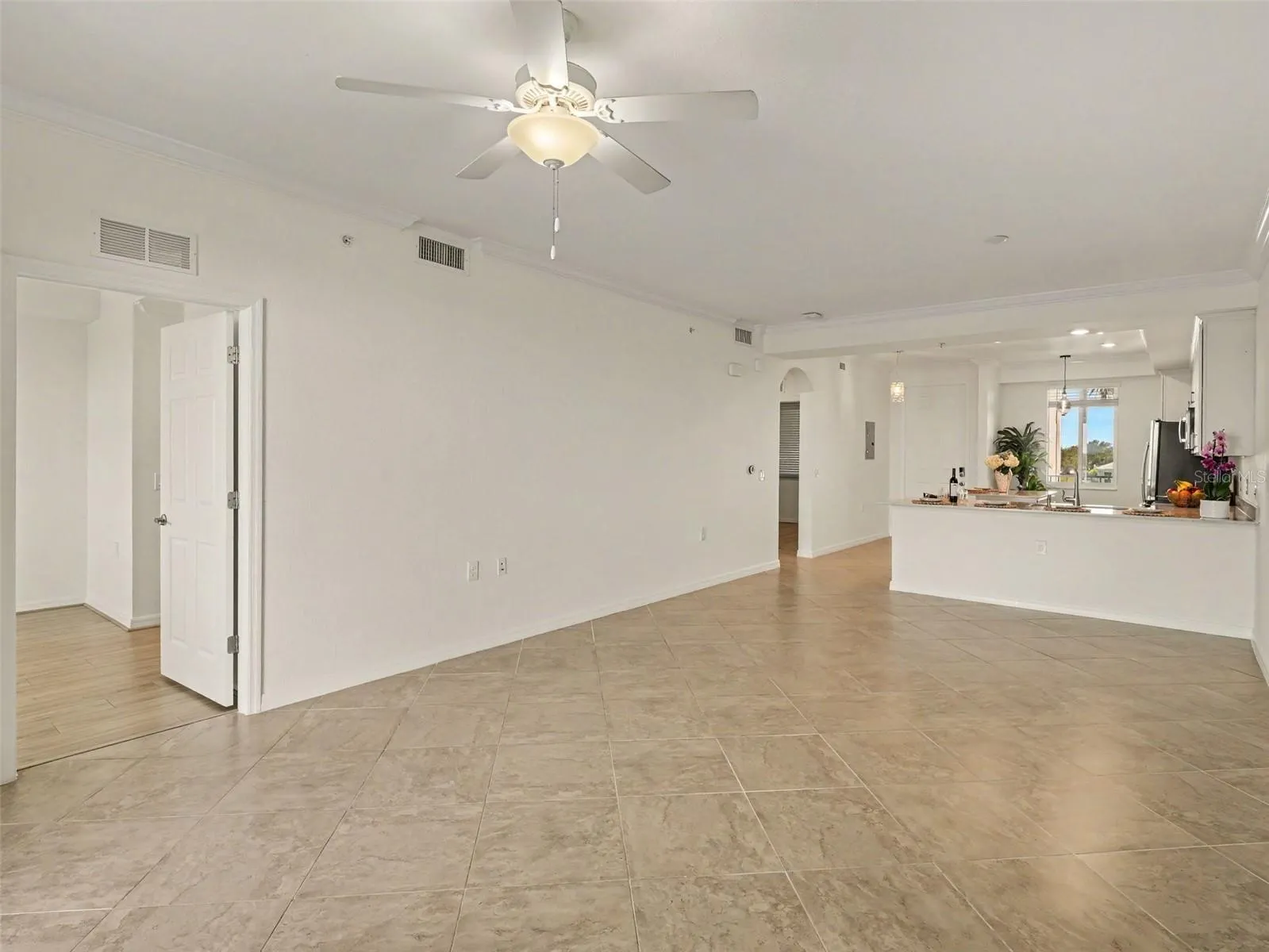1010 TIDEWATER SHORES LOOP #304 #304
