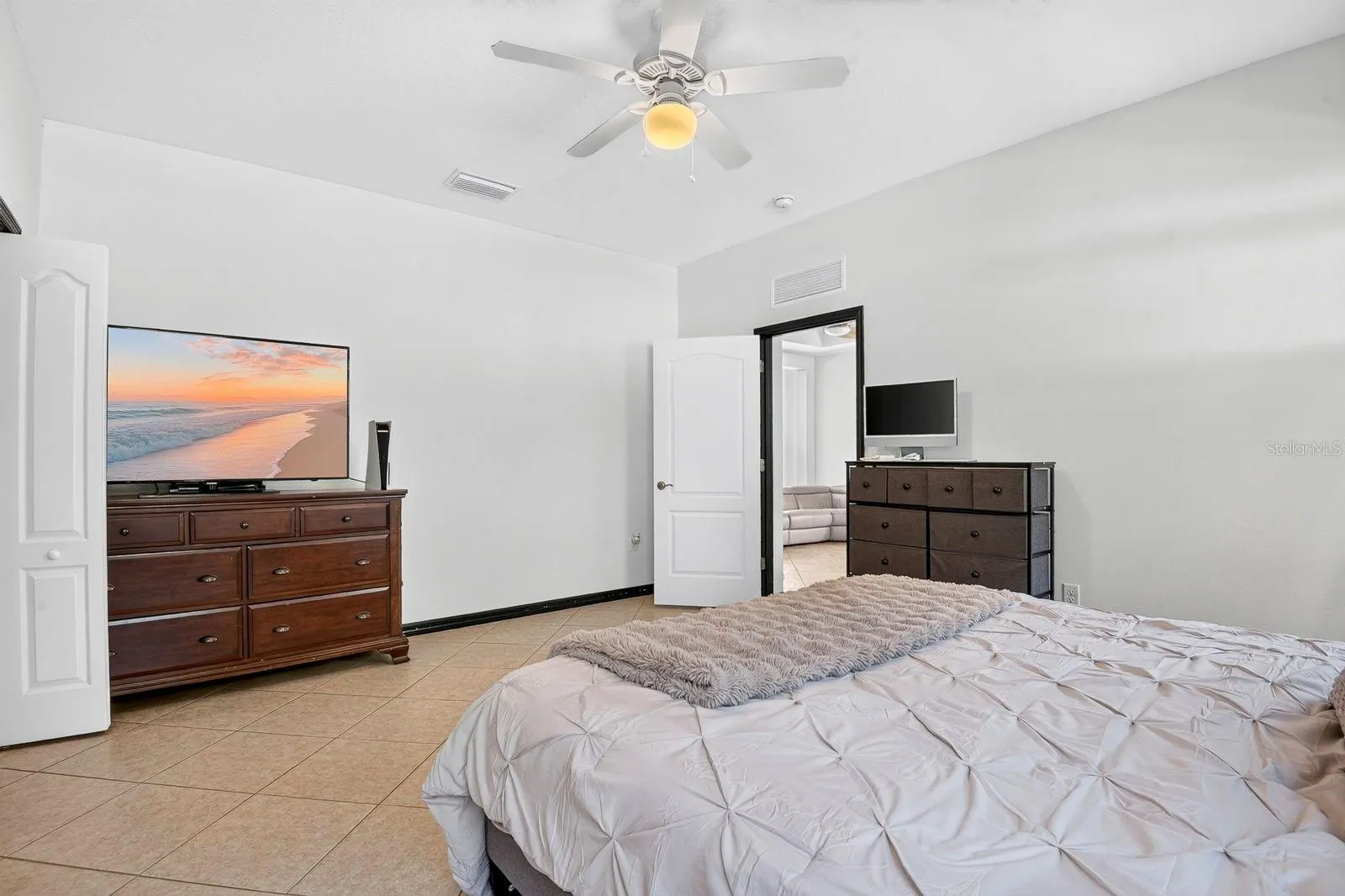 4914 TORREY PINES RUN