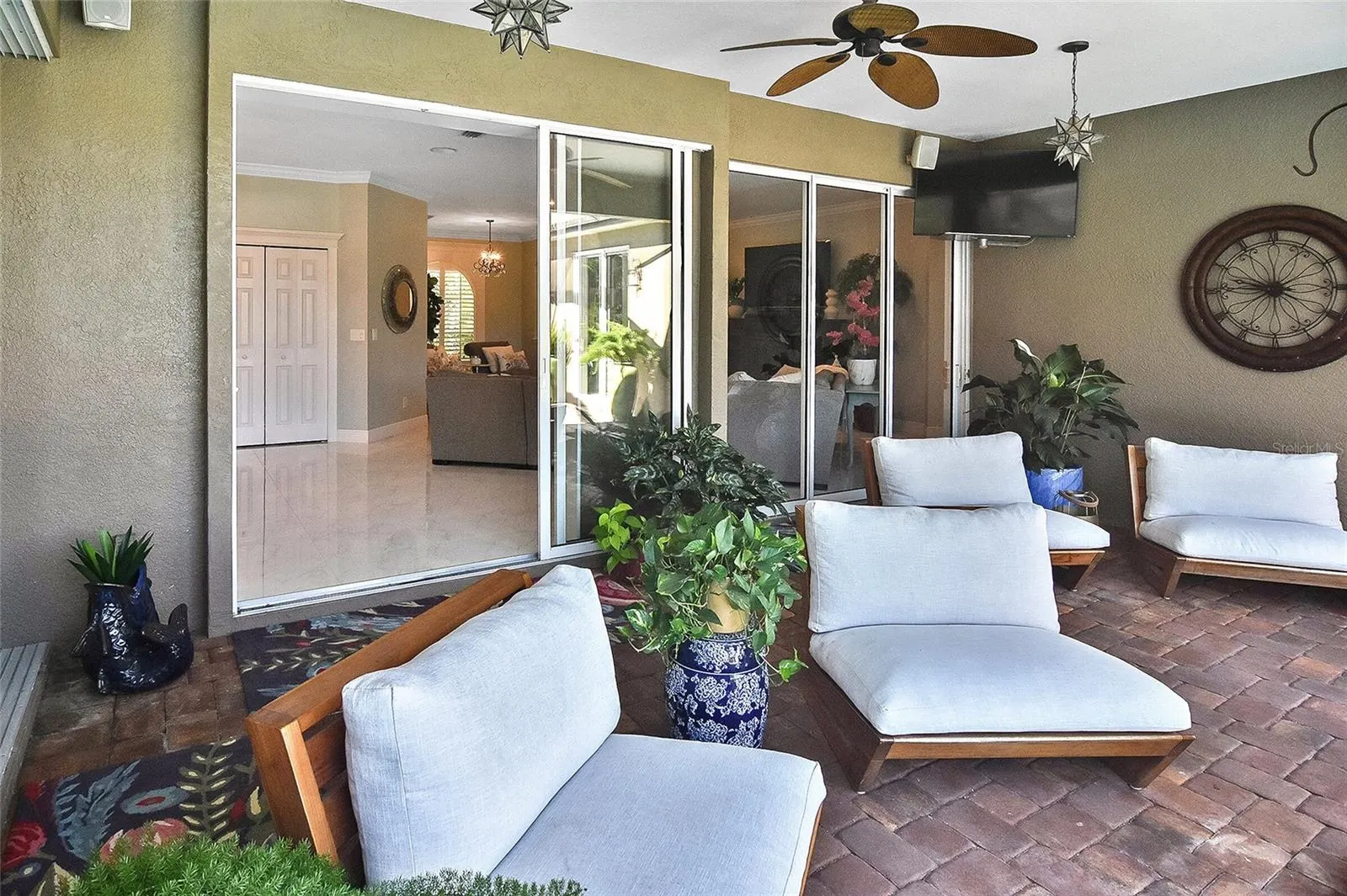 1711 PINYON PINE DR