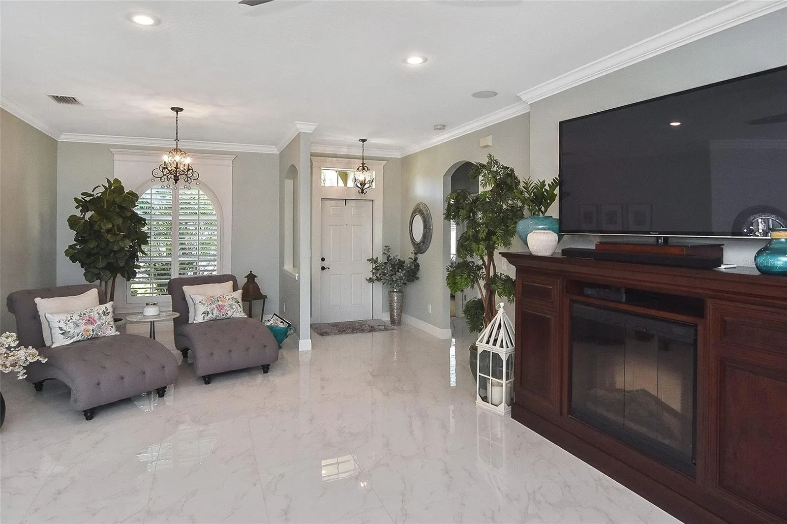 1711 PINYON PINE DR