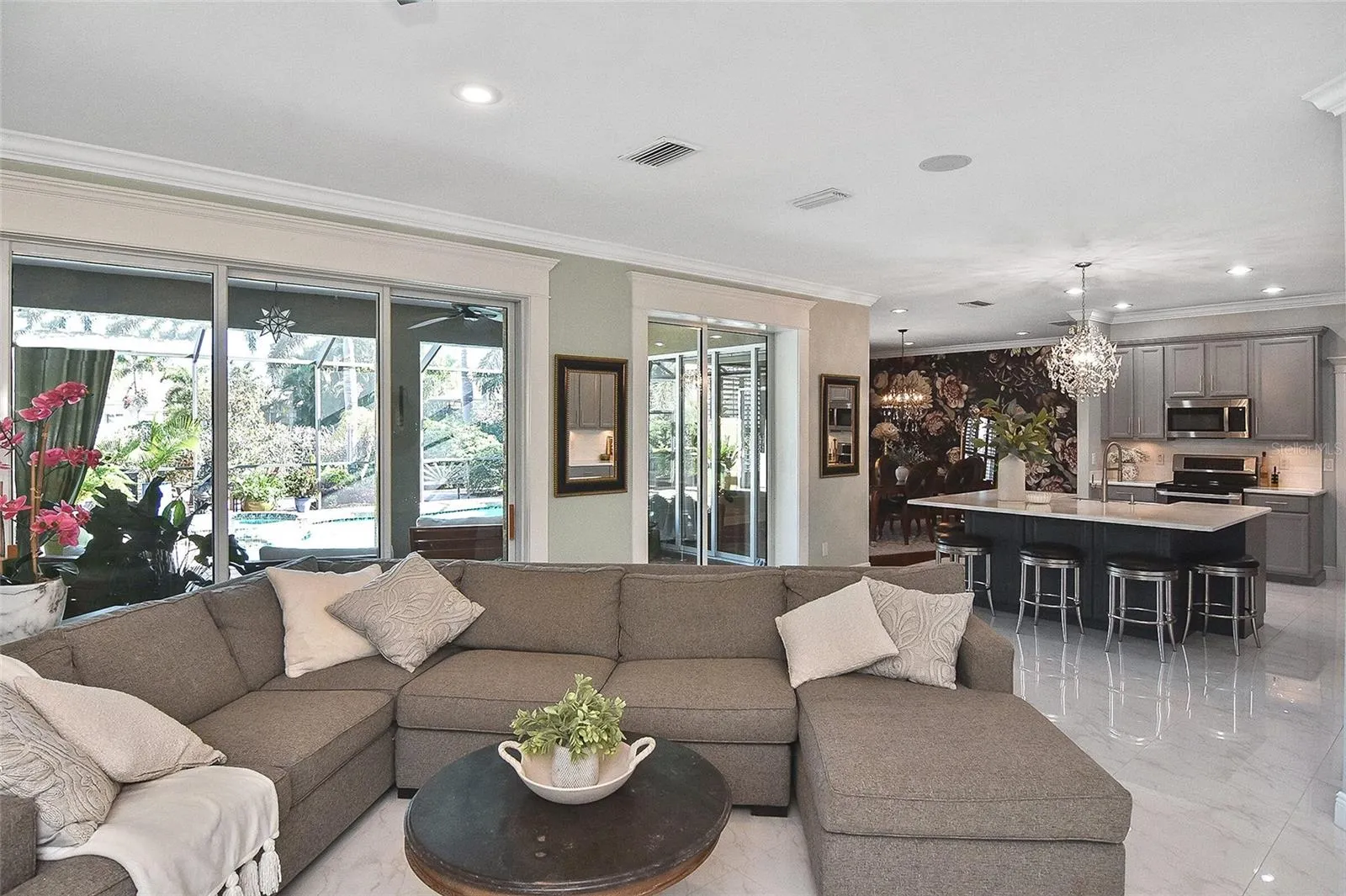 1711 PINYON PINE DR