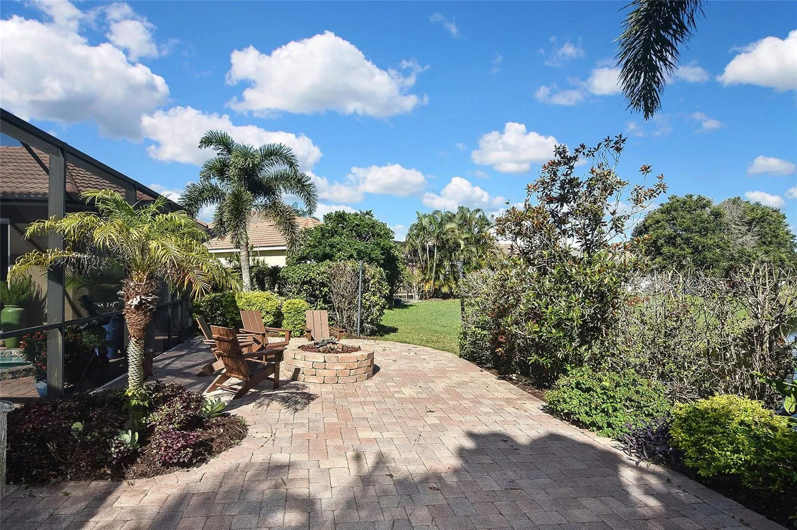 1711 PINYON PINE DR