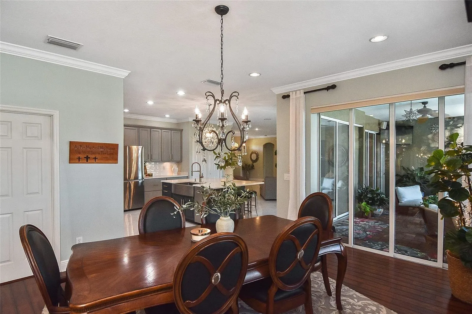 1711 PINYON PINE DR