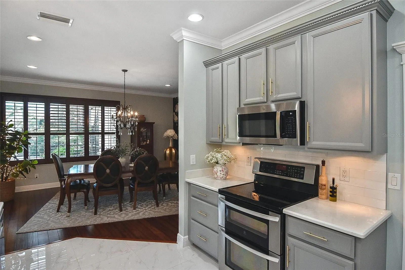 1711 PINYON PINE DR