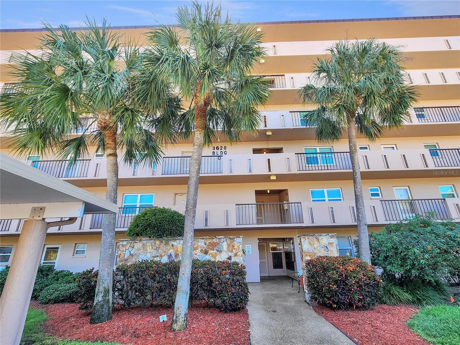 3620 IRONWOOD CIR #404O #404O