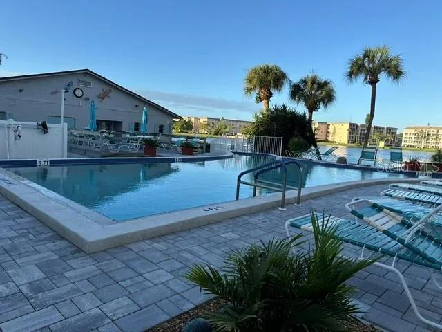 3108 LAKE BAYSHORE DR #211 #211