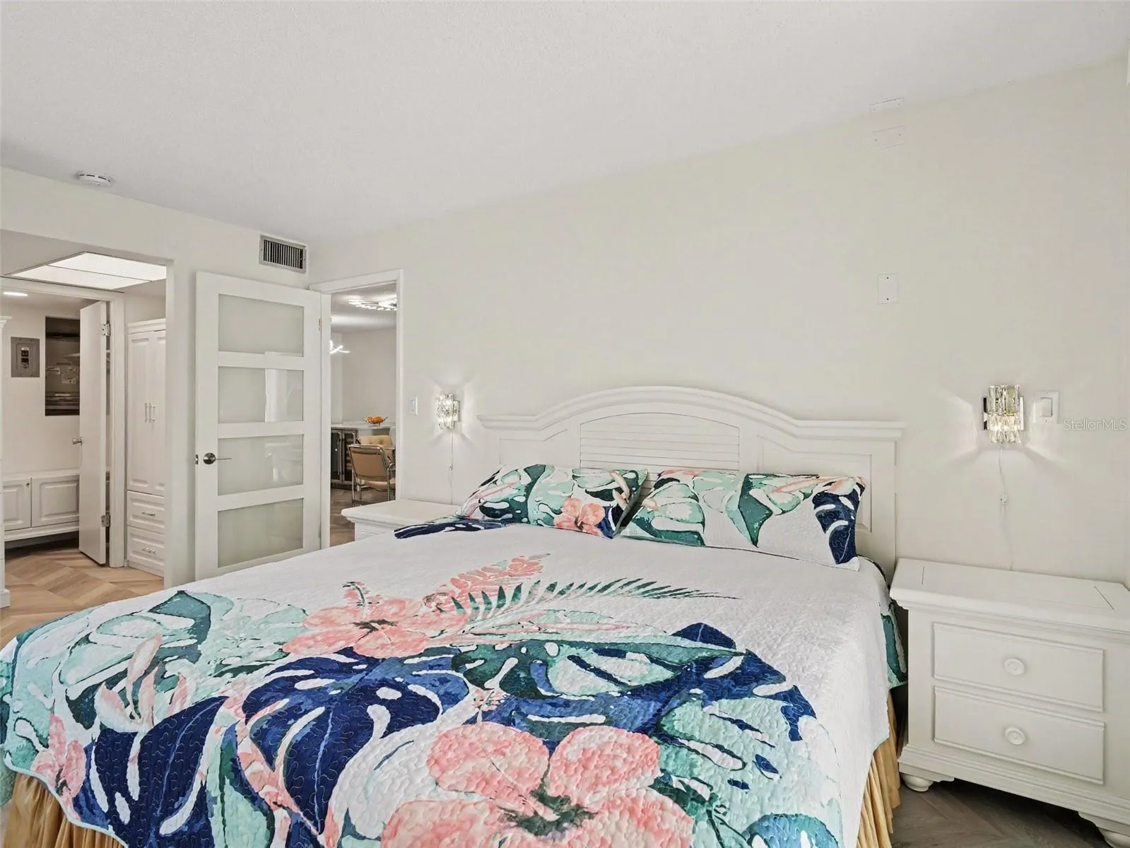 3108 LAKE BAYSHORE DR #211 #211