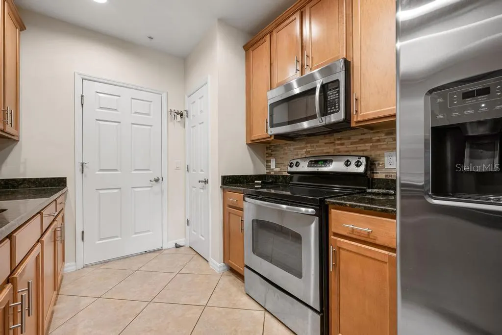 4208 OVERTURE CIR #502 #502