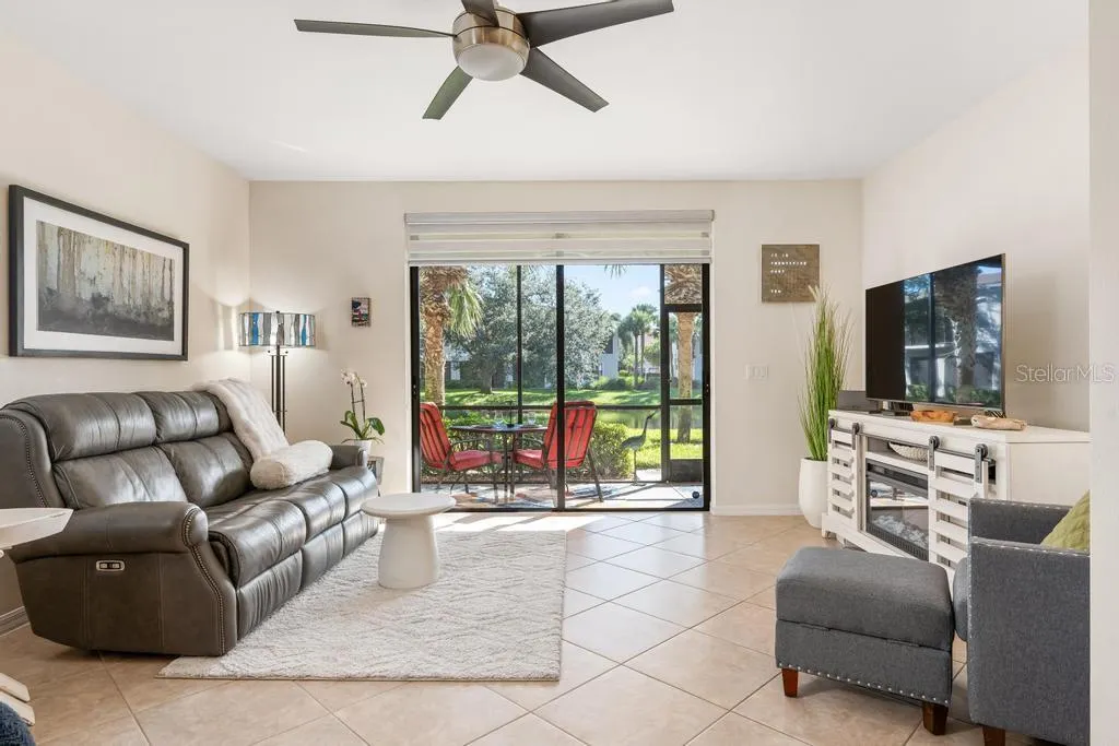 4208 OVERTURE CIR #502 #502