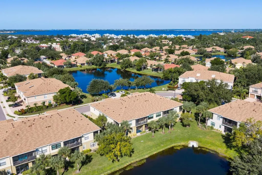 4208 OVERTURE CIR #502 #502