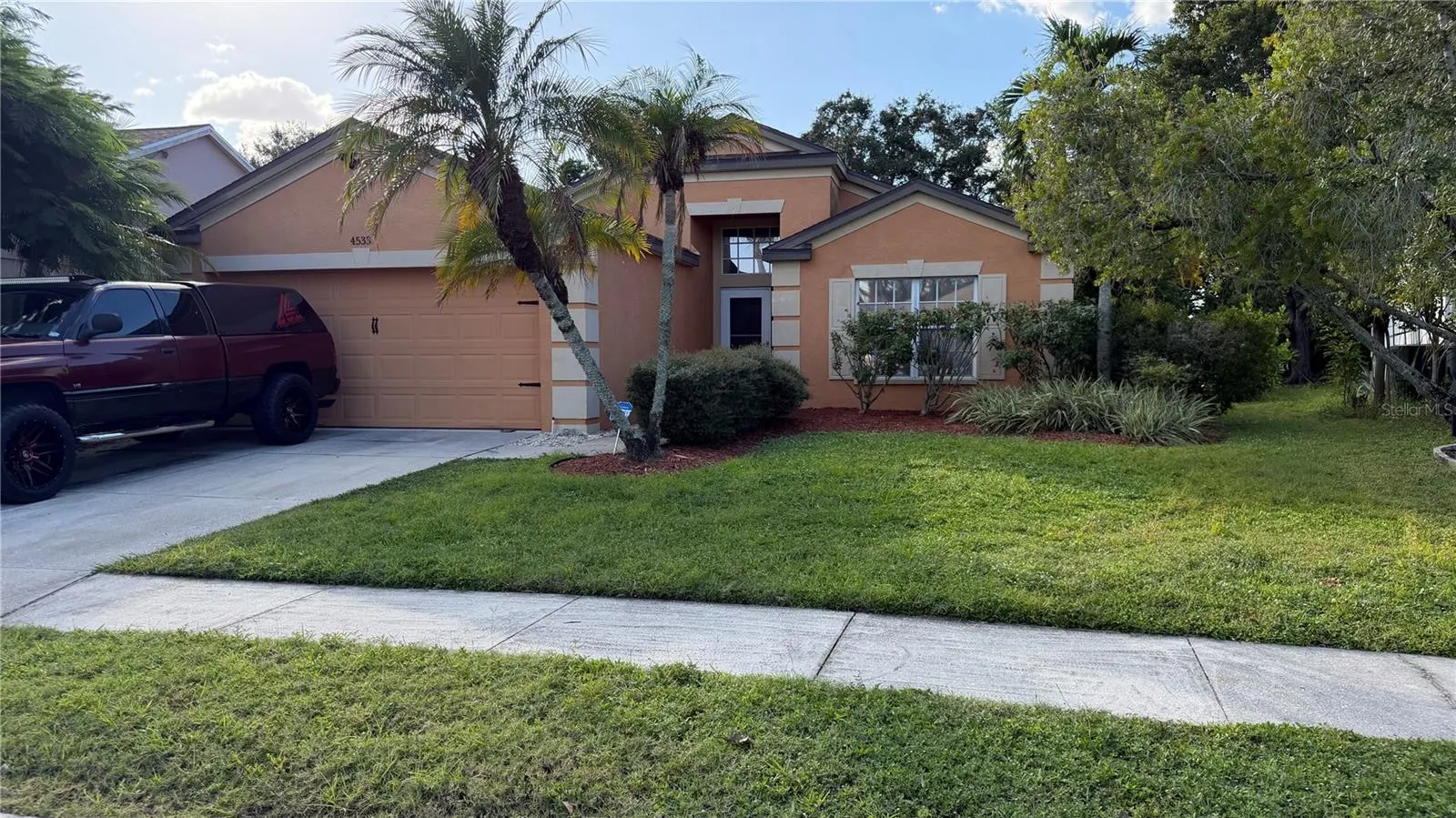 4533 ABACOS PL