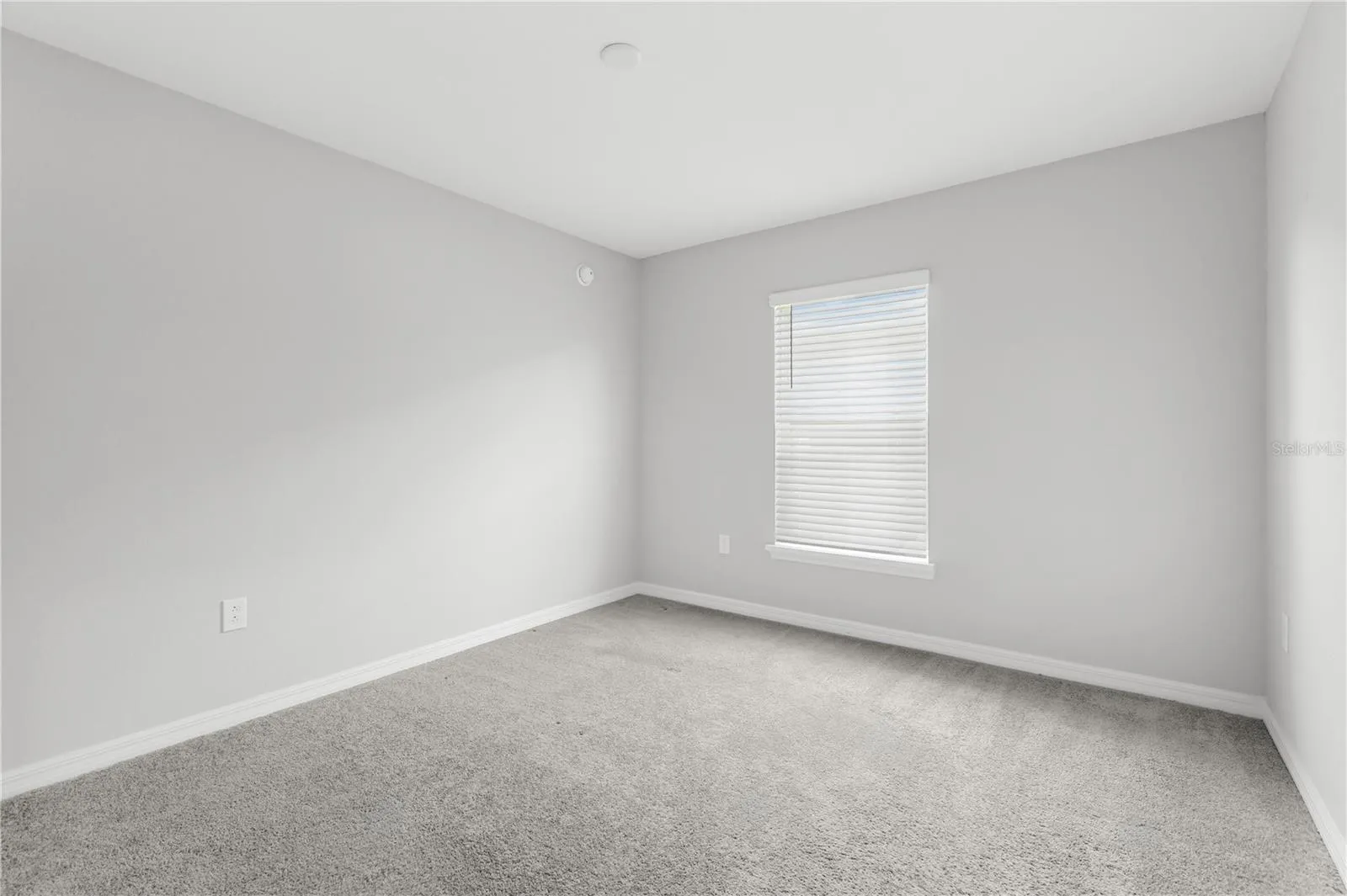 6704 162ND PL E