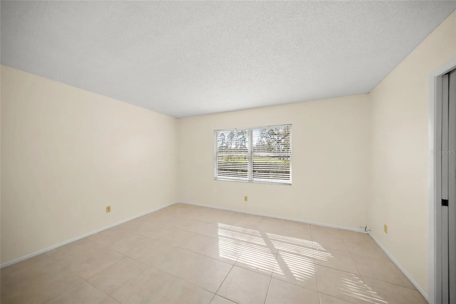 7860 PALM AIRE LN #105 #105