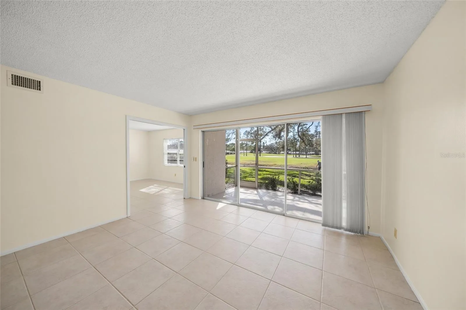 7860 PALM AIRE LN #105 #105