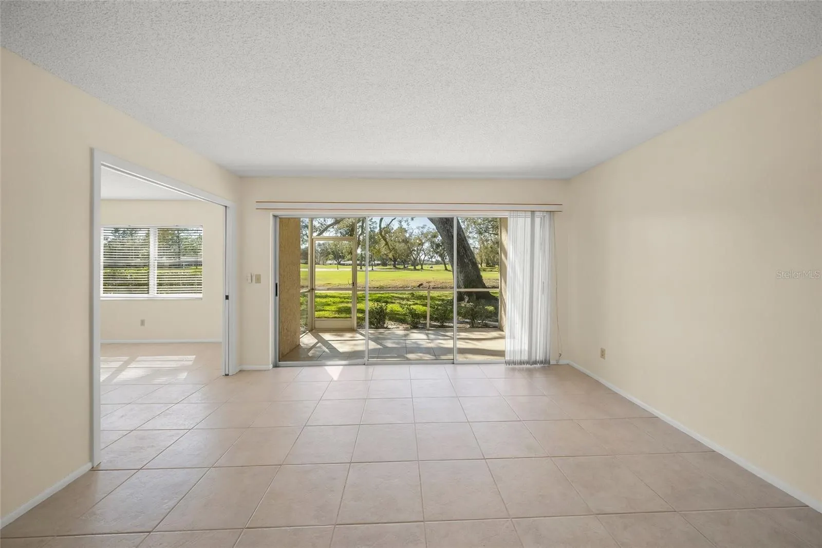7860 PALM AIRE LN #105 #105