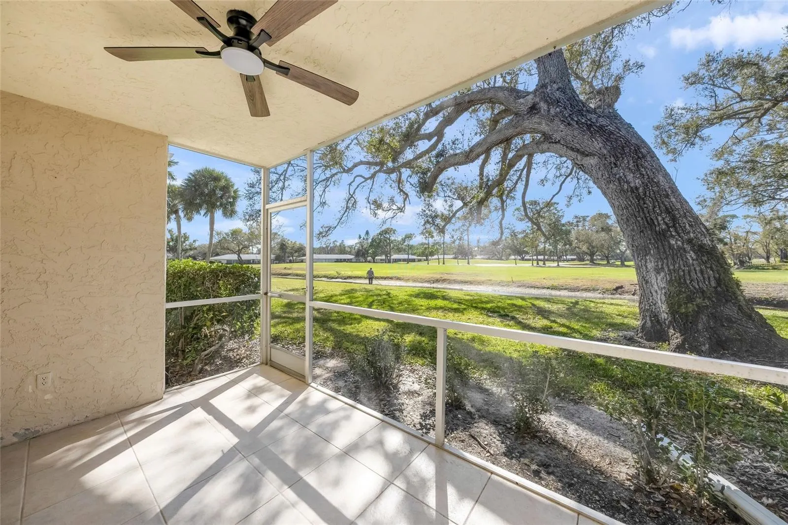 7860 PALM AIRE LN #105 #105