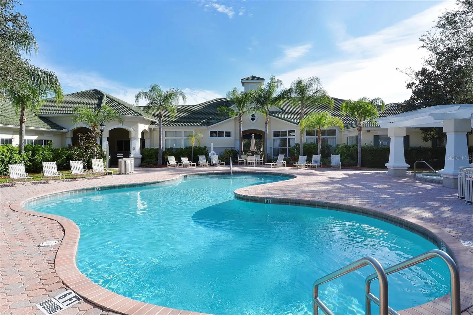 5180 NORTHRIDGE RD #102 #102