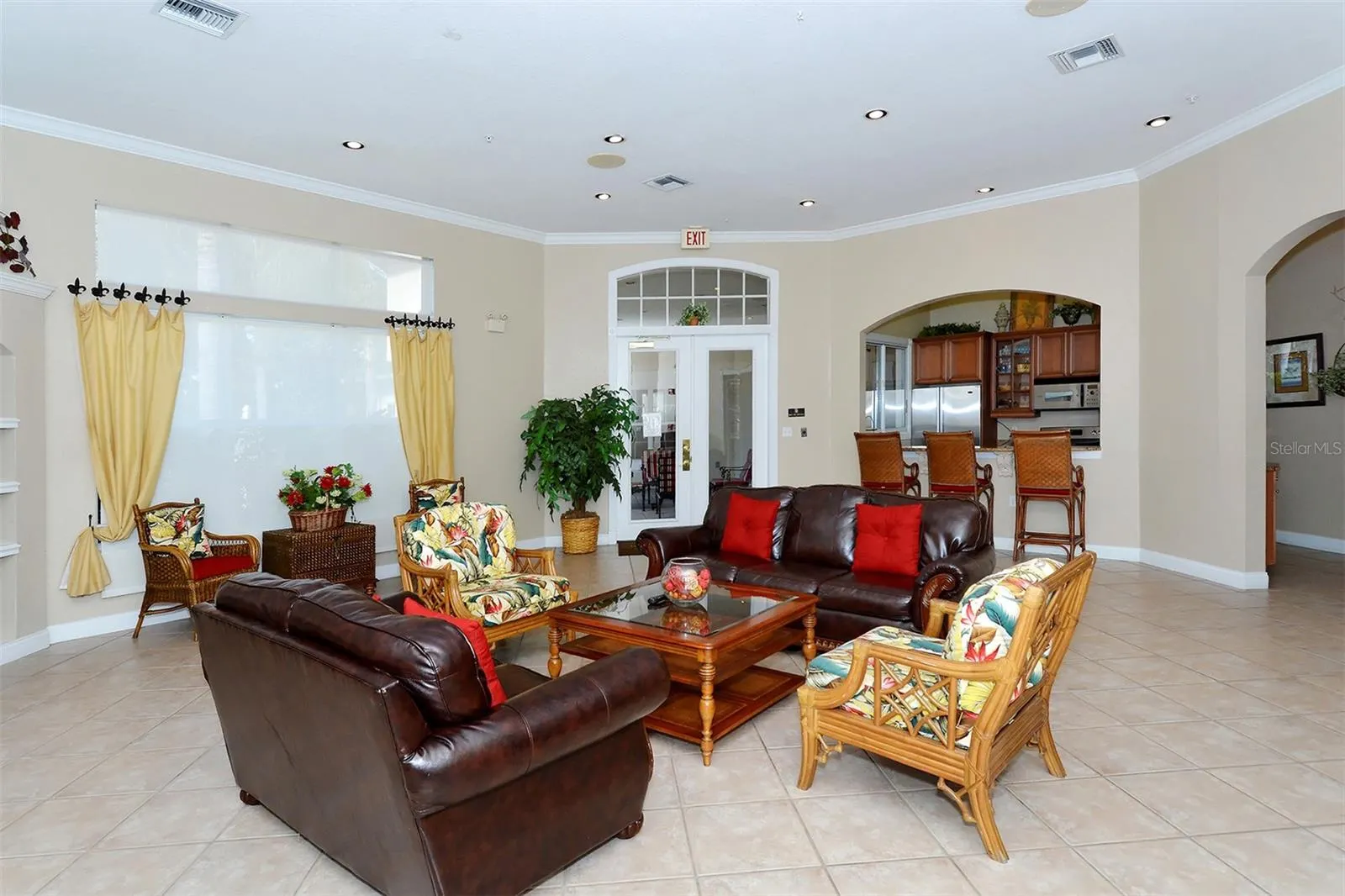 5180 NORTHRIDGE RD #102 #102