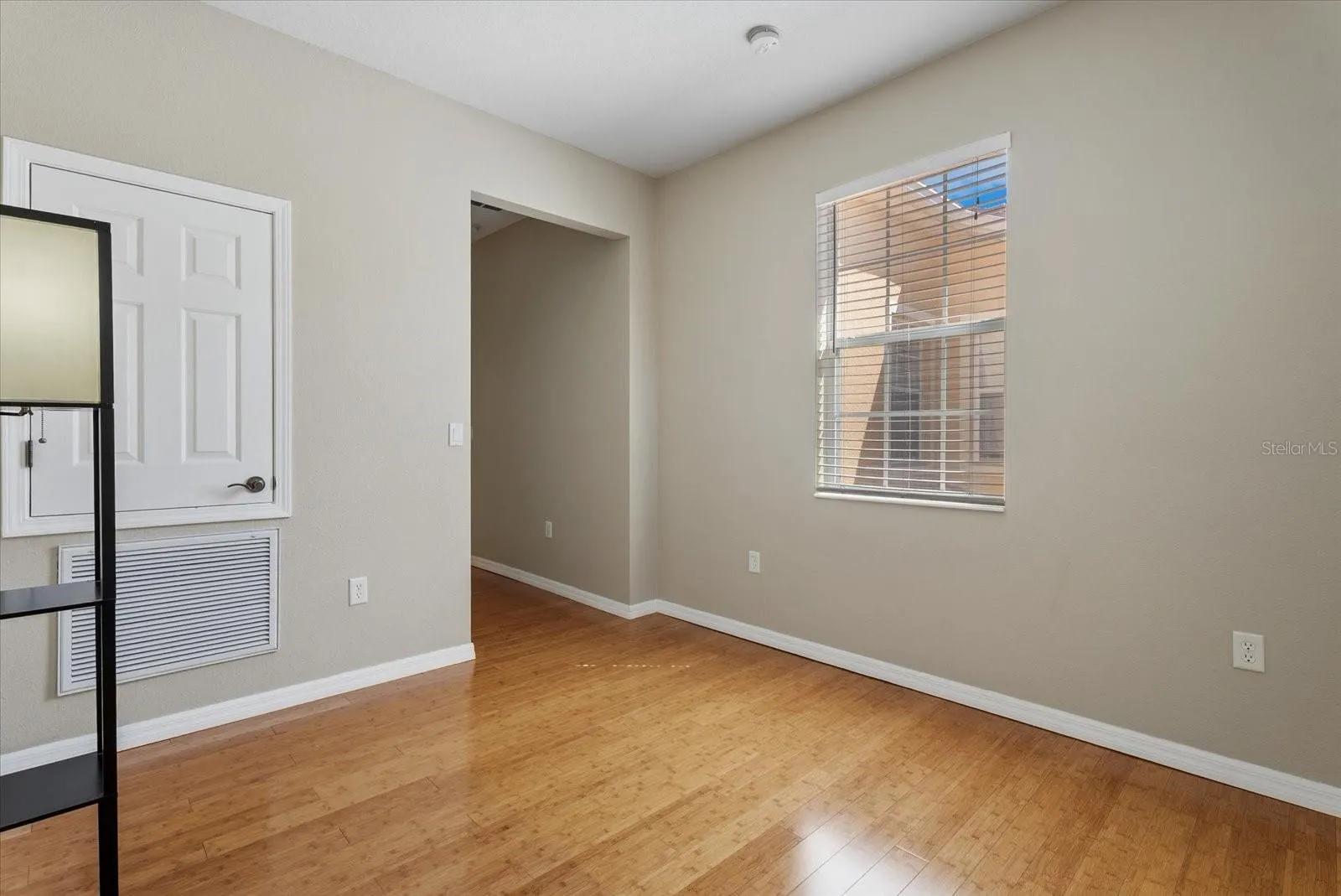 3623 PARKRIDGE CIR #11-104 #11-104