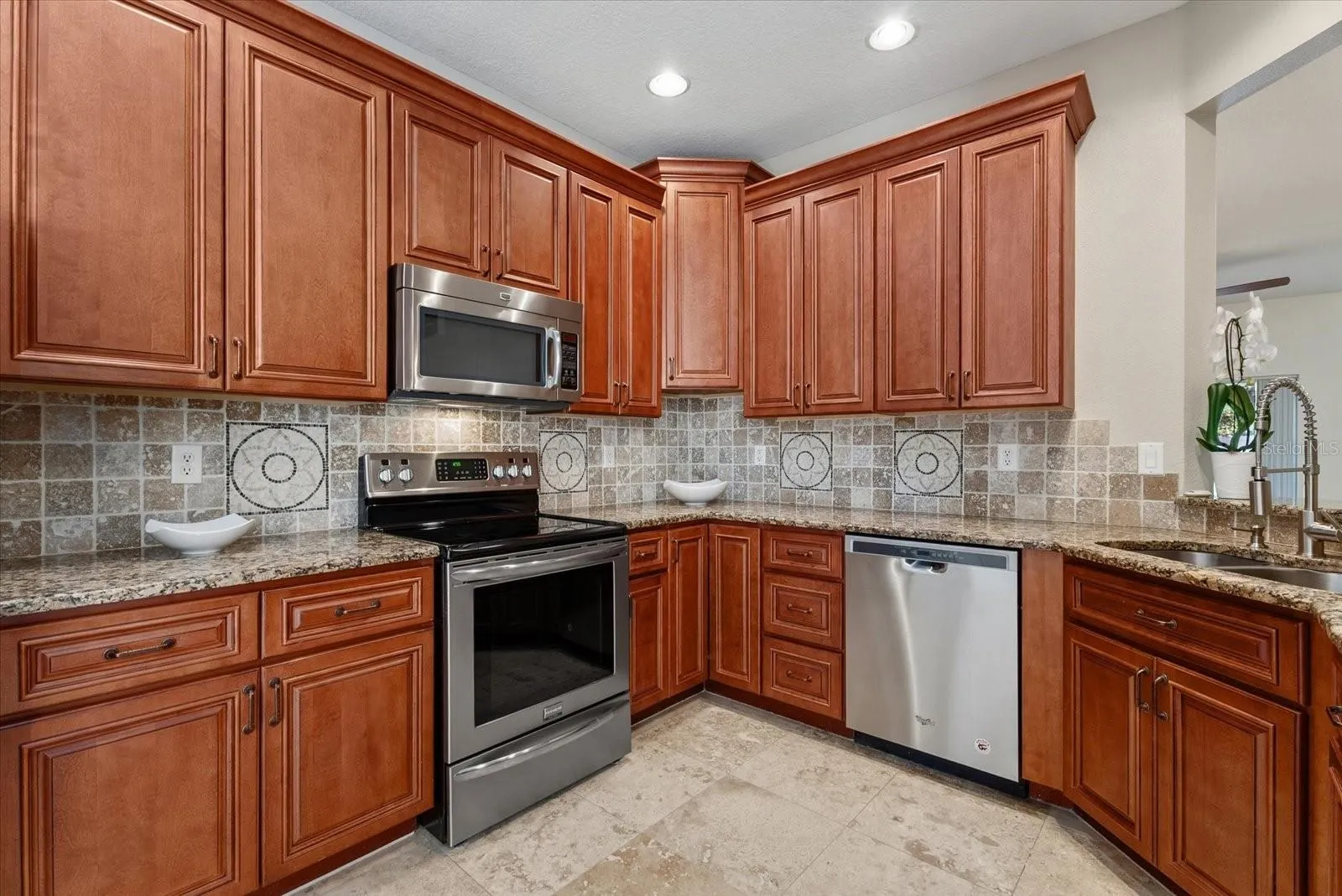 3623 PARKRIDGE CIR #11-104 #11-104