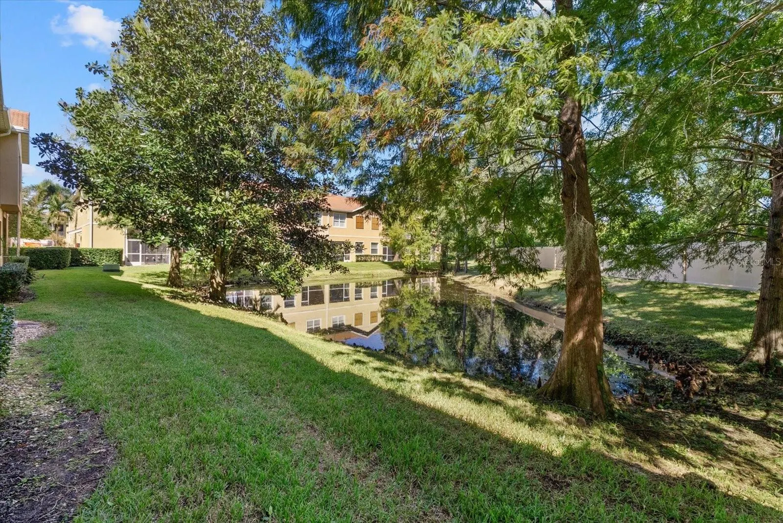 3623 PARKRIDGE CIR #11-104 #11-104